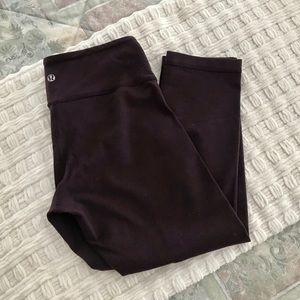 Lululemon maroon align crops in luon fabric